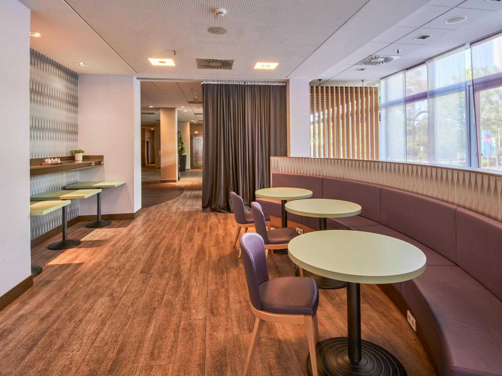 B&B Hotel Offenbach-Kaiserlei Exterior photo