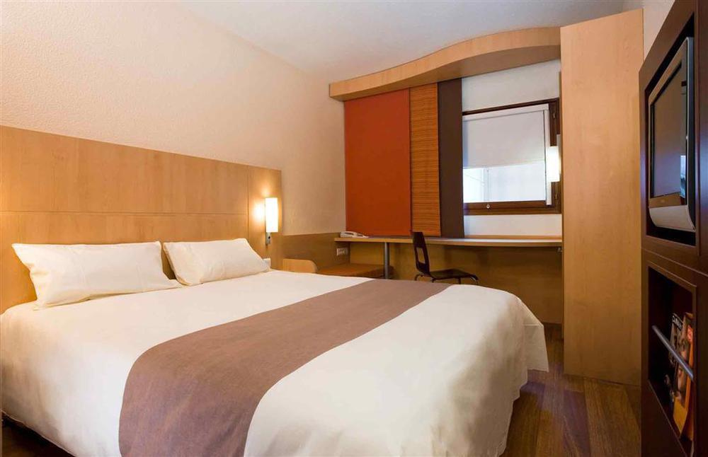 B&B Hotel Offenbach-Kaiserlei Room photo